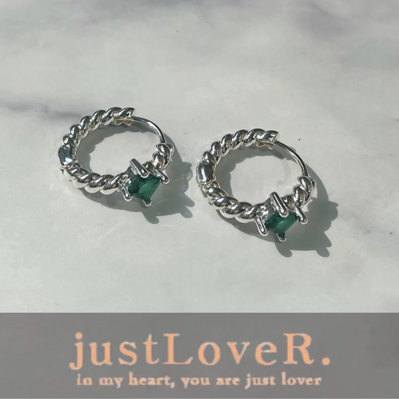 justLoveR. モメントピアス 1