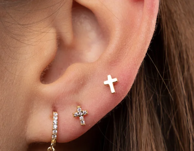 loin. croix pierced earring 《stud》