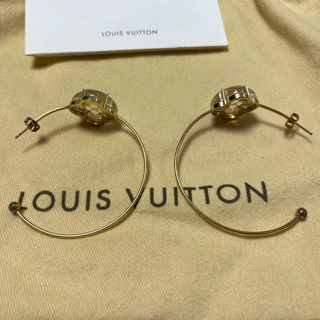 LOUIS VUITTON Louis Vuitton ボールドイヤリング