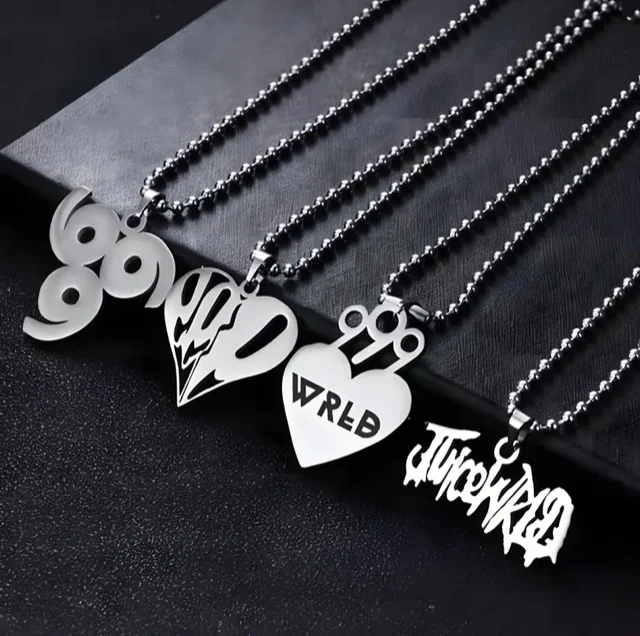 MOD WRLD LOGO CHAIN NECKLACE