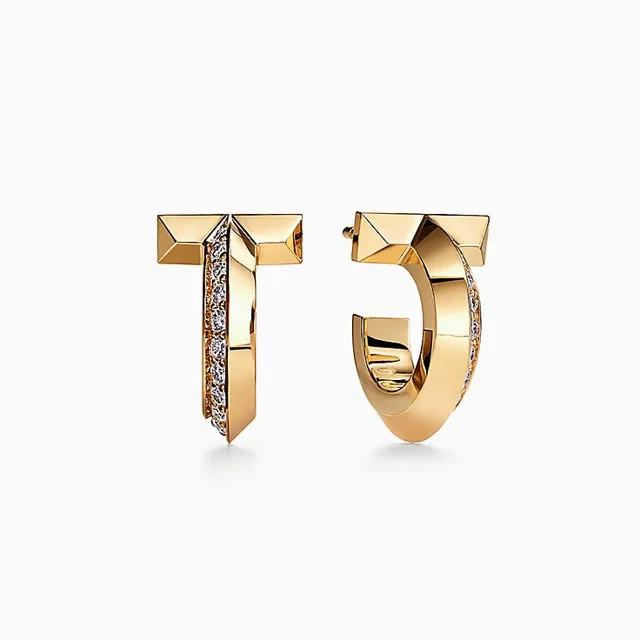 Tiffany & Co. T ワン オープン フープ ピアス ゴールドにダイヤモンドをセッティング