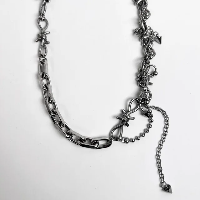 VENE barbwire chain necklace