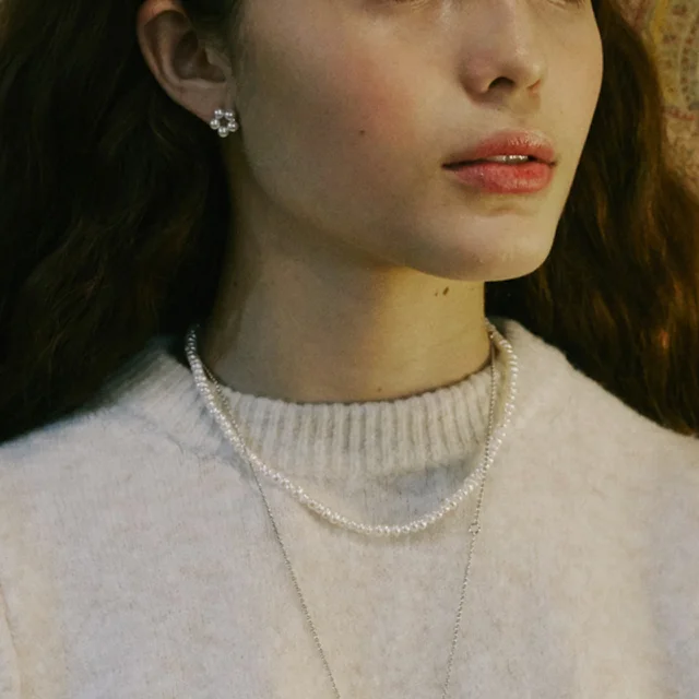 VINTAGE HOLLYWOOD ピアス+ネックレス 2set マグネットパールレイアードネックレス プチフラワーピアス BUTTER