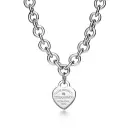 ツウィ（TZUYU）着用 Tiffany & Co. ハート タグ ネックレス シルバーにダイヤモンドをセッティング（ミディアム）